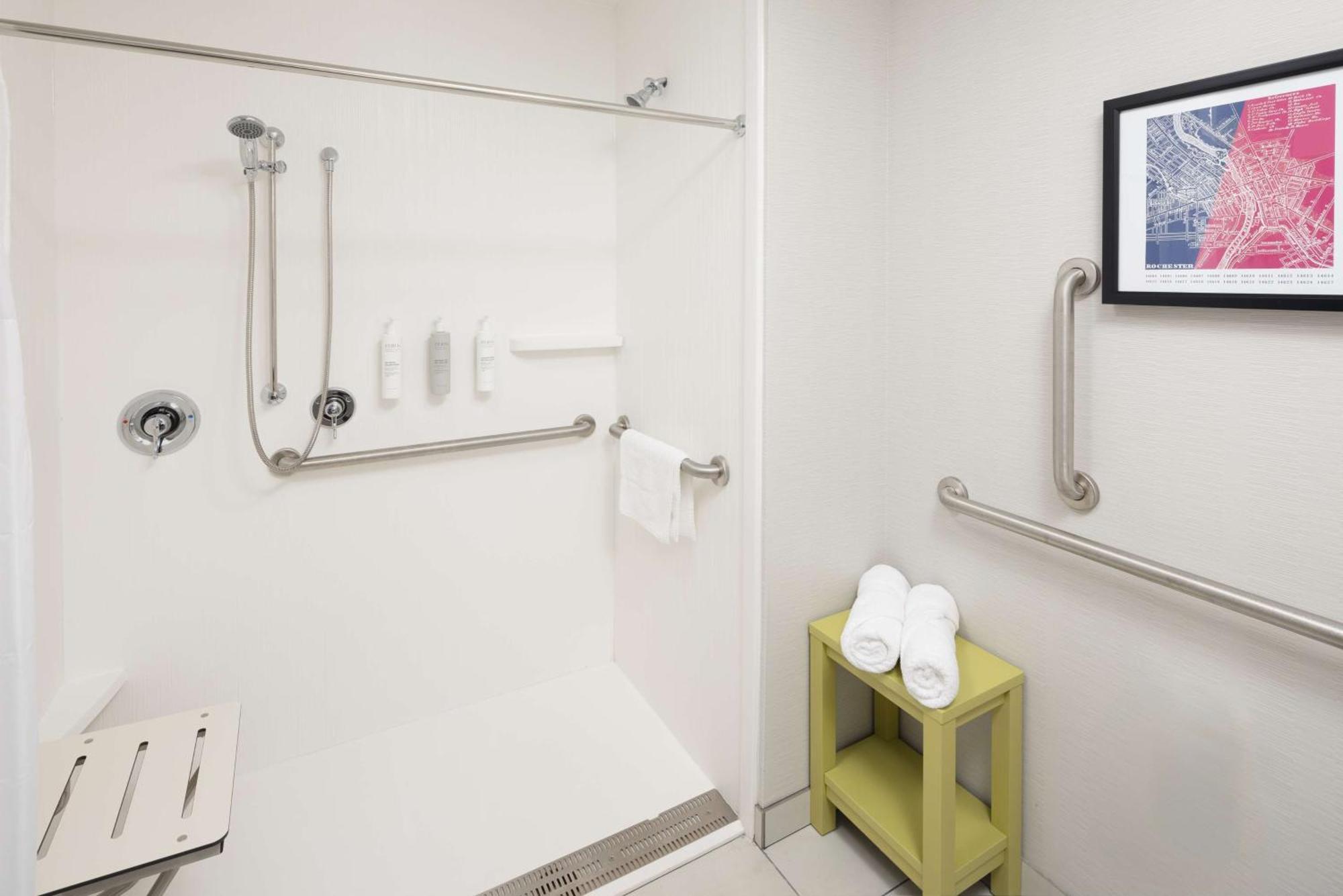 Hampton Inn & Suites Rochester Downtown ภายนอก รูปภาพ