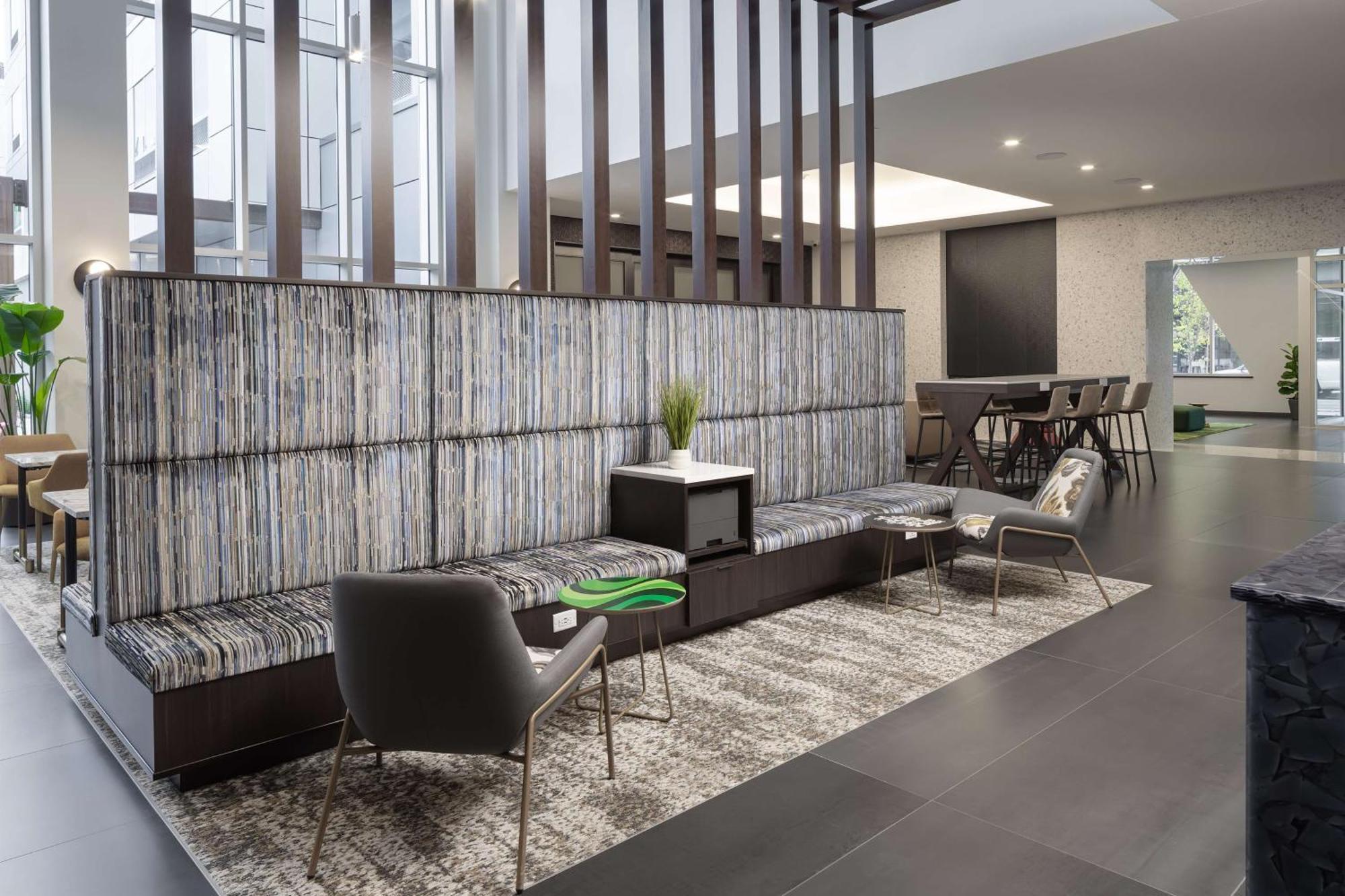 Hampton Inn & Suites Rochester Downtown ภายนอก รูปภาพ